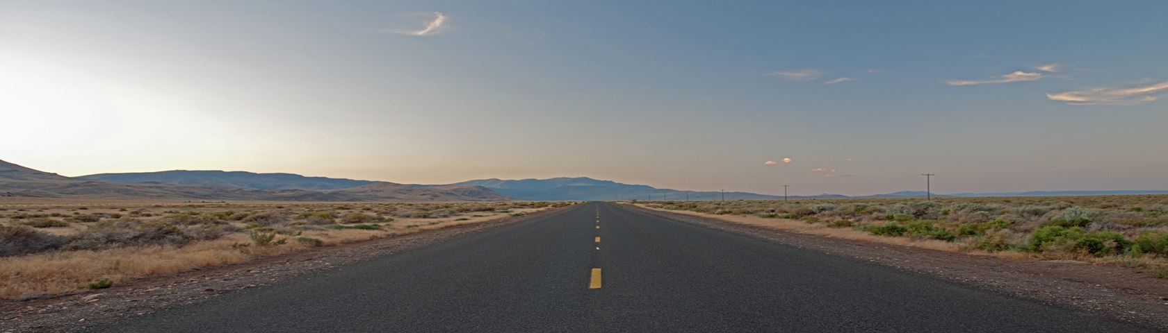 Road to the Alvord desert